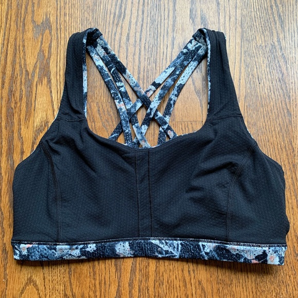 Lulu Lemon Free to be Serene Sports Bra, size 6 - Picture 6 of 10